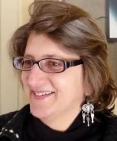 Alexandra Stern