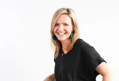 Andrea Hajdu-Howe