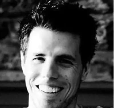 Andrew Holt
