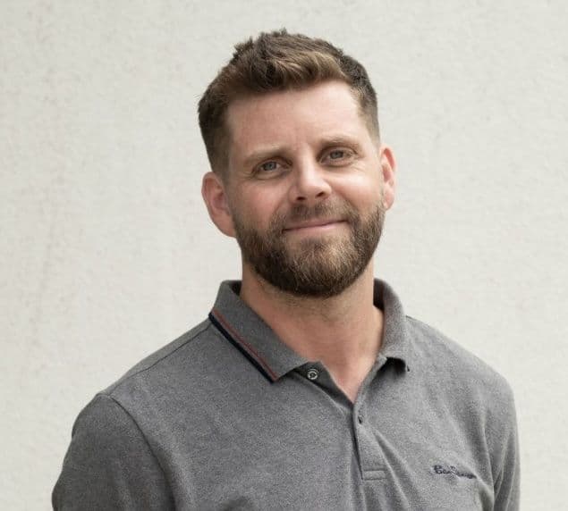 Andrew Larsen