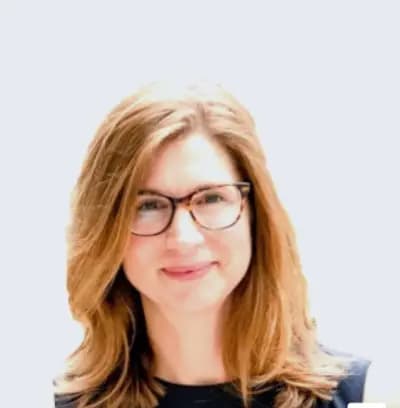 Angela Holmes