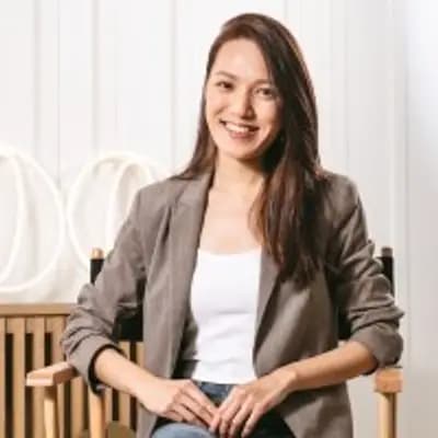 Anna Heng