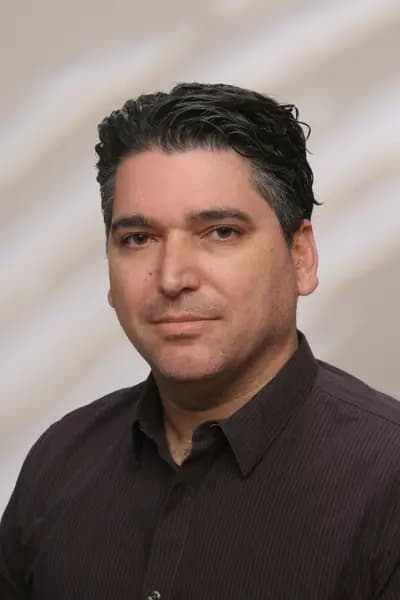 Avi Shauli