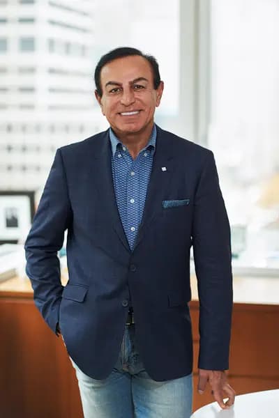 Barry Siadat