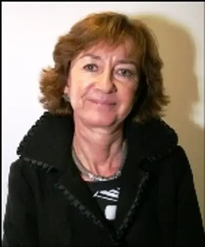Clare Dunne