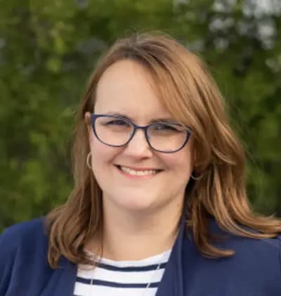 Colleen Tartow
