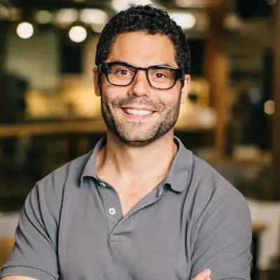Daniel Perry