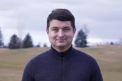 Dmitrii Akopian