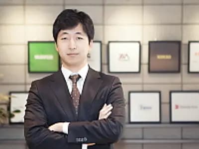 Dong Yeong Lee