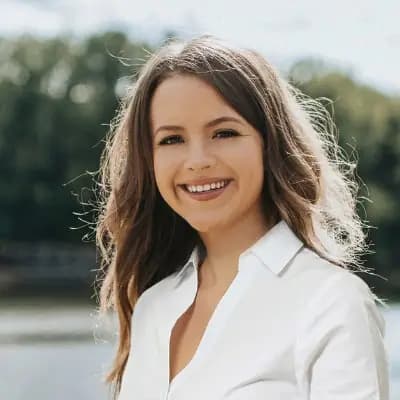 Emma Peters