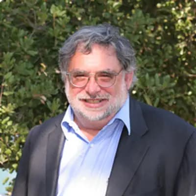 Eric M Gordon