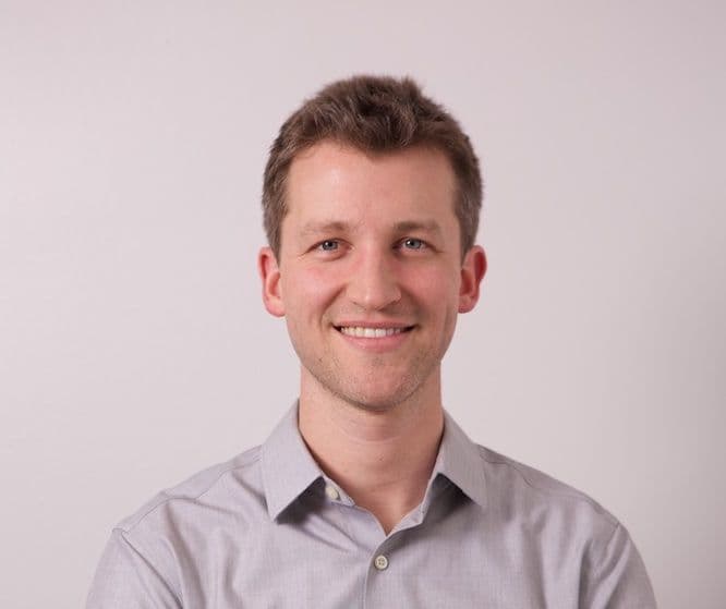 Erik Lewis