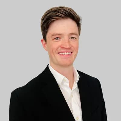 Evan Tarzian