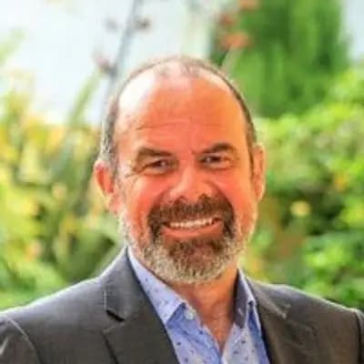 Ian Jones