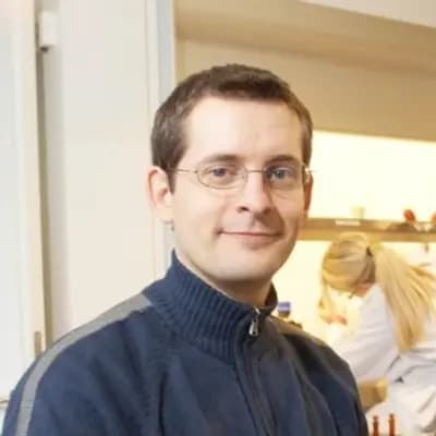 Jesper Larsen