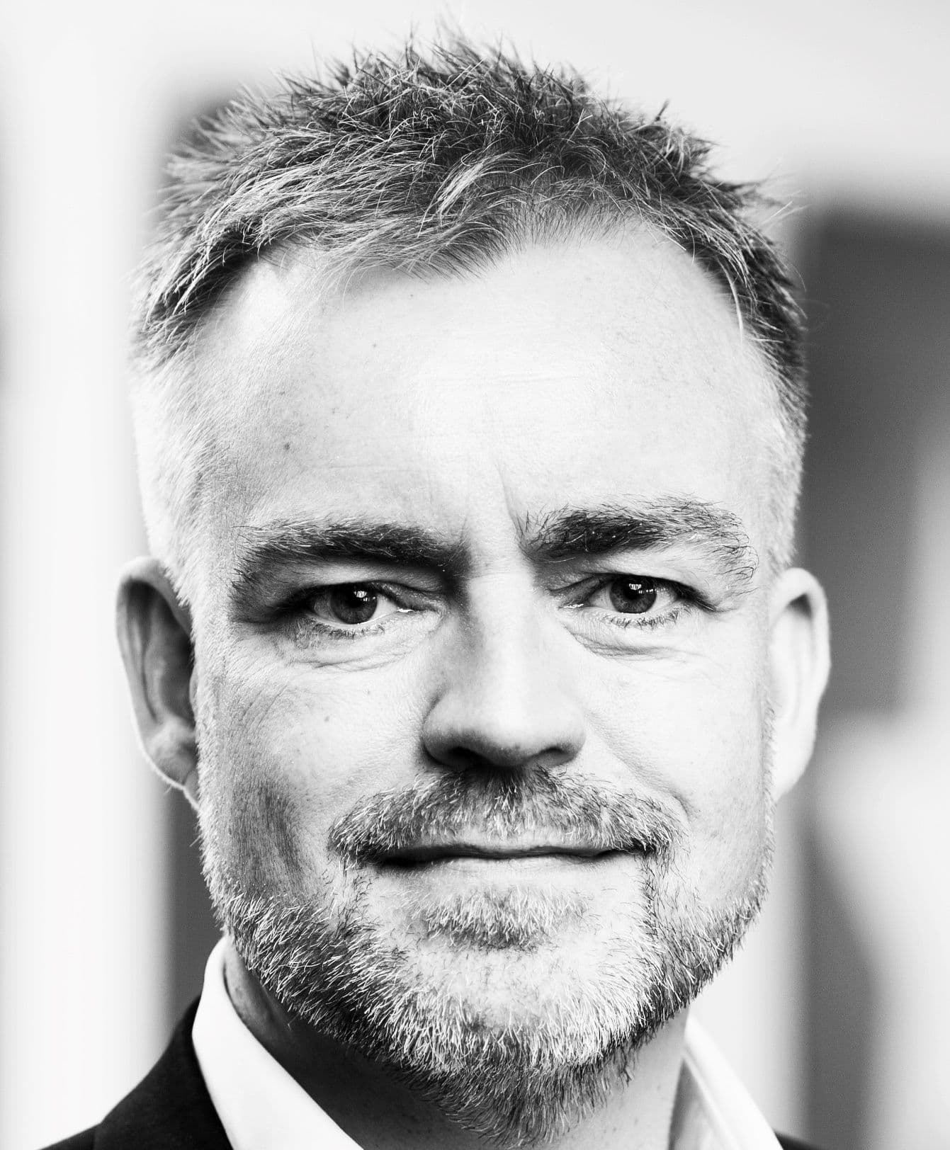 Jesper Lindhardt