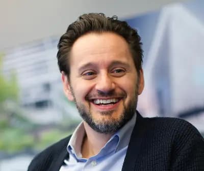 Jon Avidor