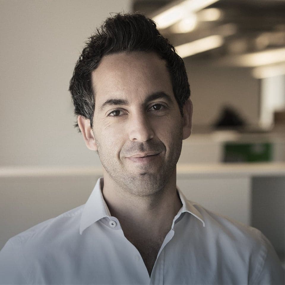 Jonathan Dayan