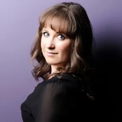 Julie Markham