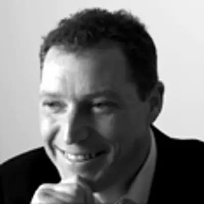 Ken Macleod