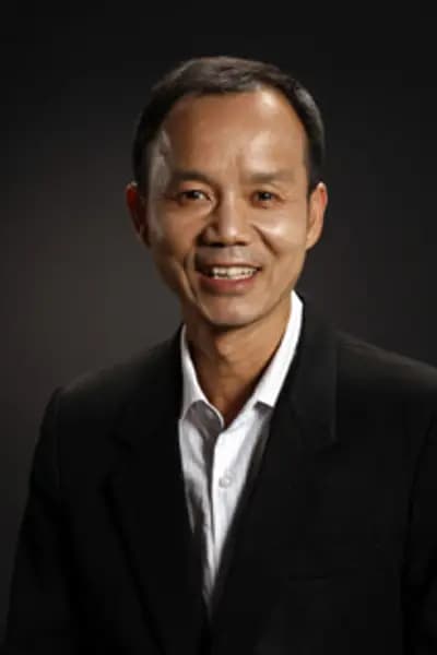 Kenny Hou