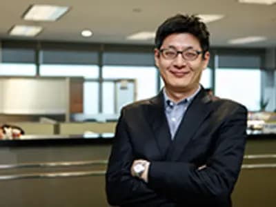 Kun Ho Kim