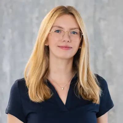 Lia Cromwell