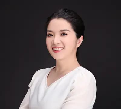 Lisa (Lingyun) Yuan