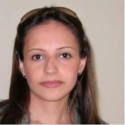 Maxine Razavi