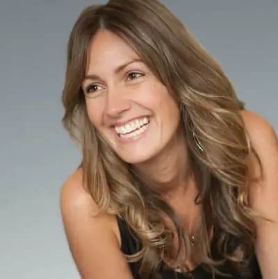 Meredith J Powell