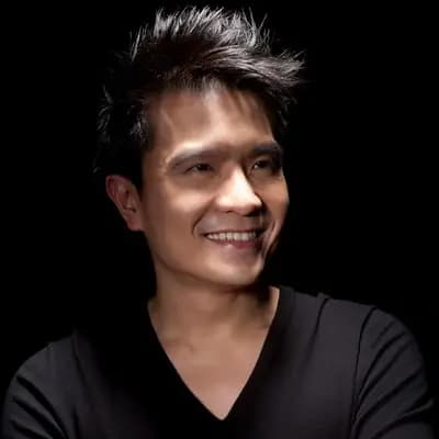 Min-Liang Tan