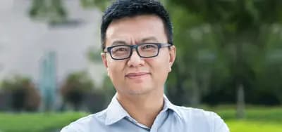 Mingjie Guan