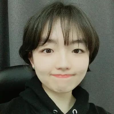 Nayeon Shin