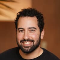 Oded Falik