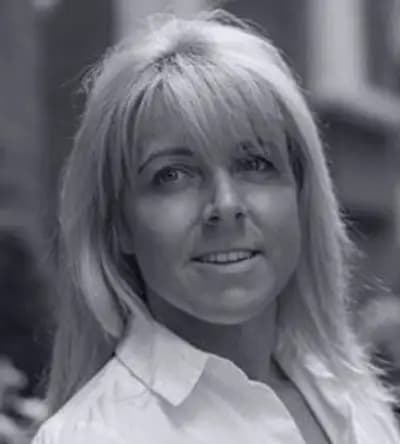 Paula Darlison