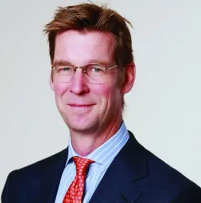Peter Currie