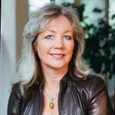 Rebecca MacKinnon