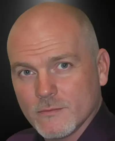 Russel Knight