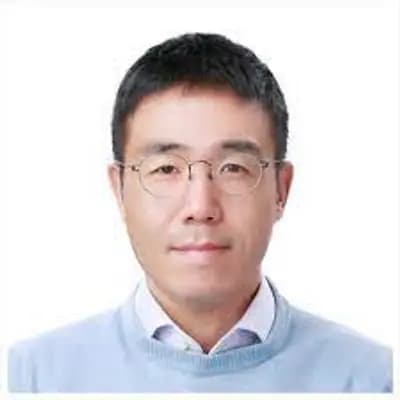 Seung Lee