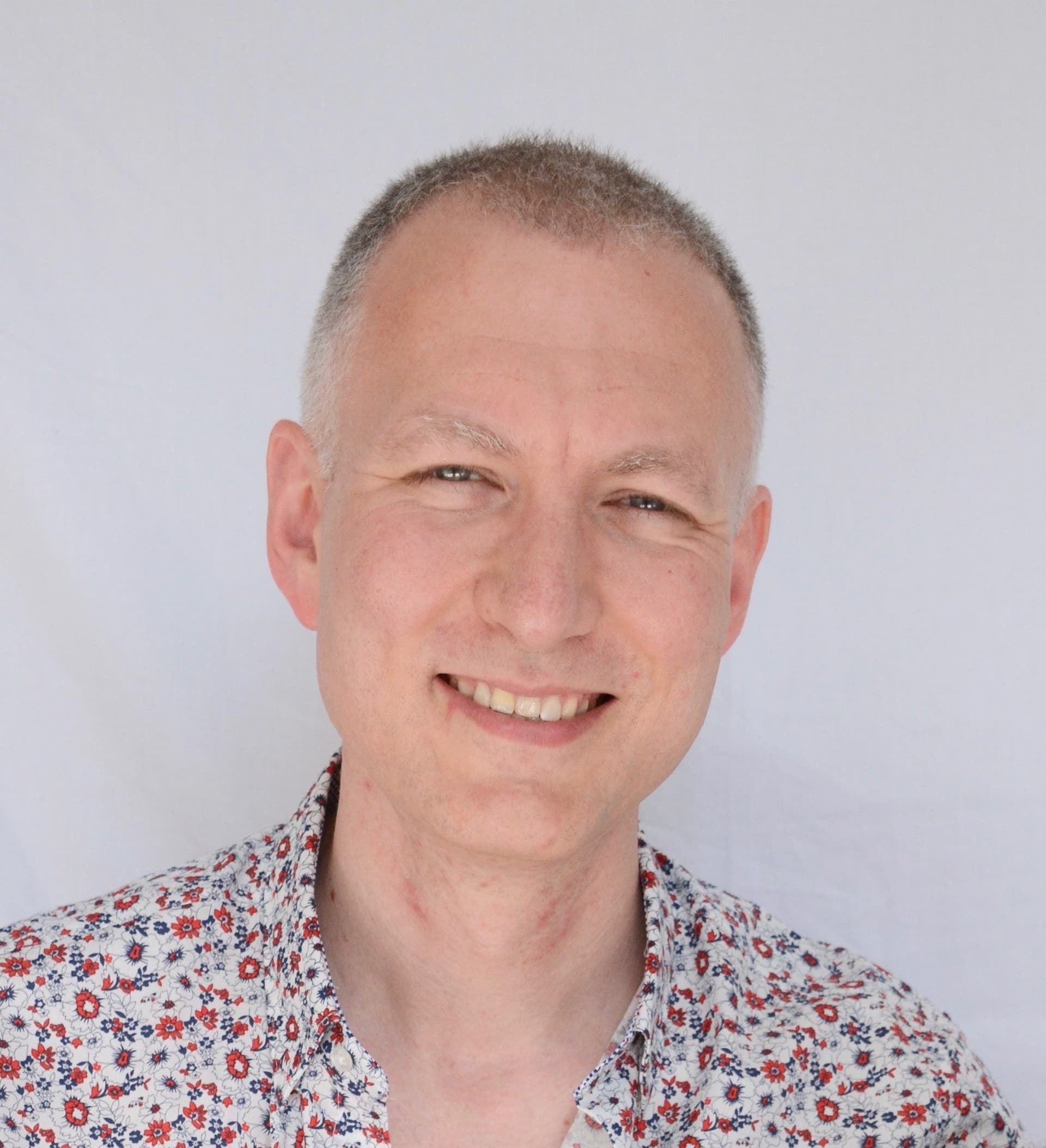 Simon Tucker