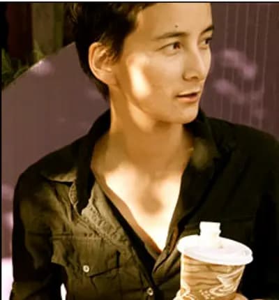 Simone Ross