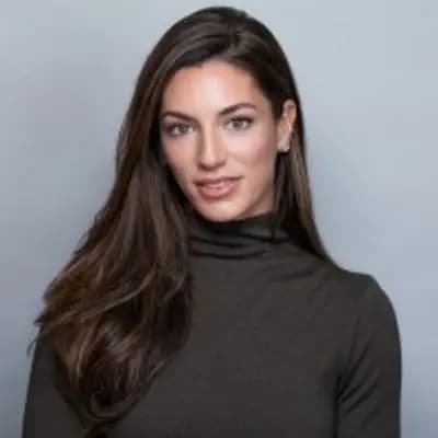 Stefanie Raiola