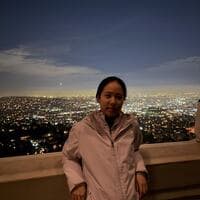 Stela Tong