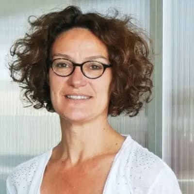 Stephanie SAVEL