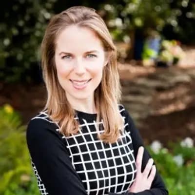 Stephanie Volk