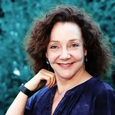 Suzan Oslin