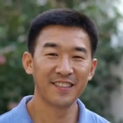 Tong Li