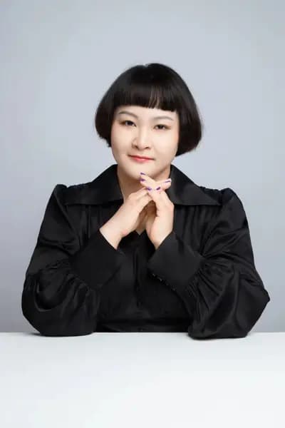Vicky Cao