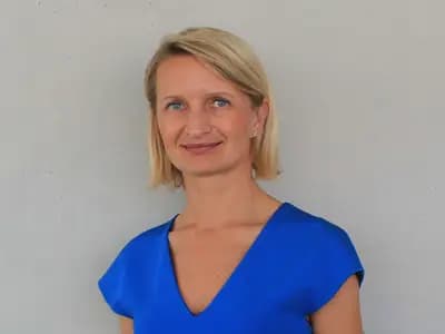 Olya Klueppel